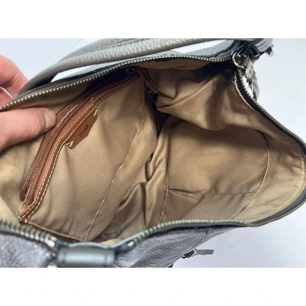 The Sak Sequoia Pebbled Leather Medium Hobo Shoulder Bag Gray Purse Tote